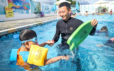 lop-hoc-boi-tai-ho-boi-ky-dong